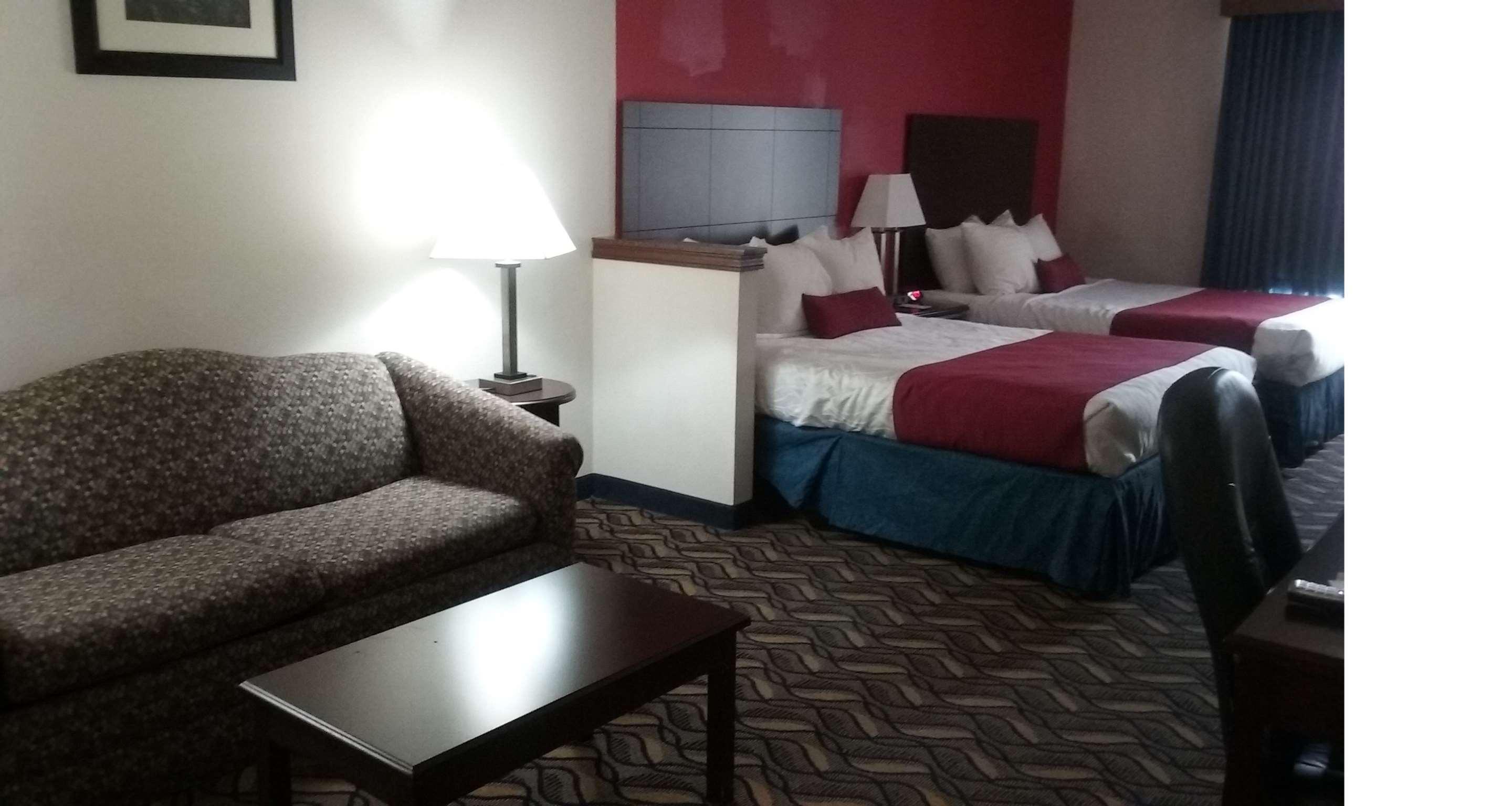 Western Inn&suites