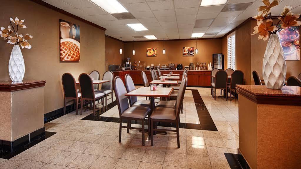 Western Inn&suites Hotel