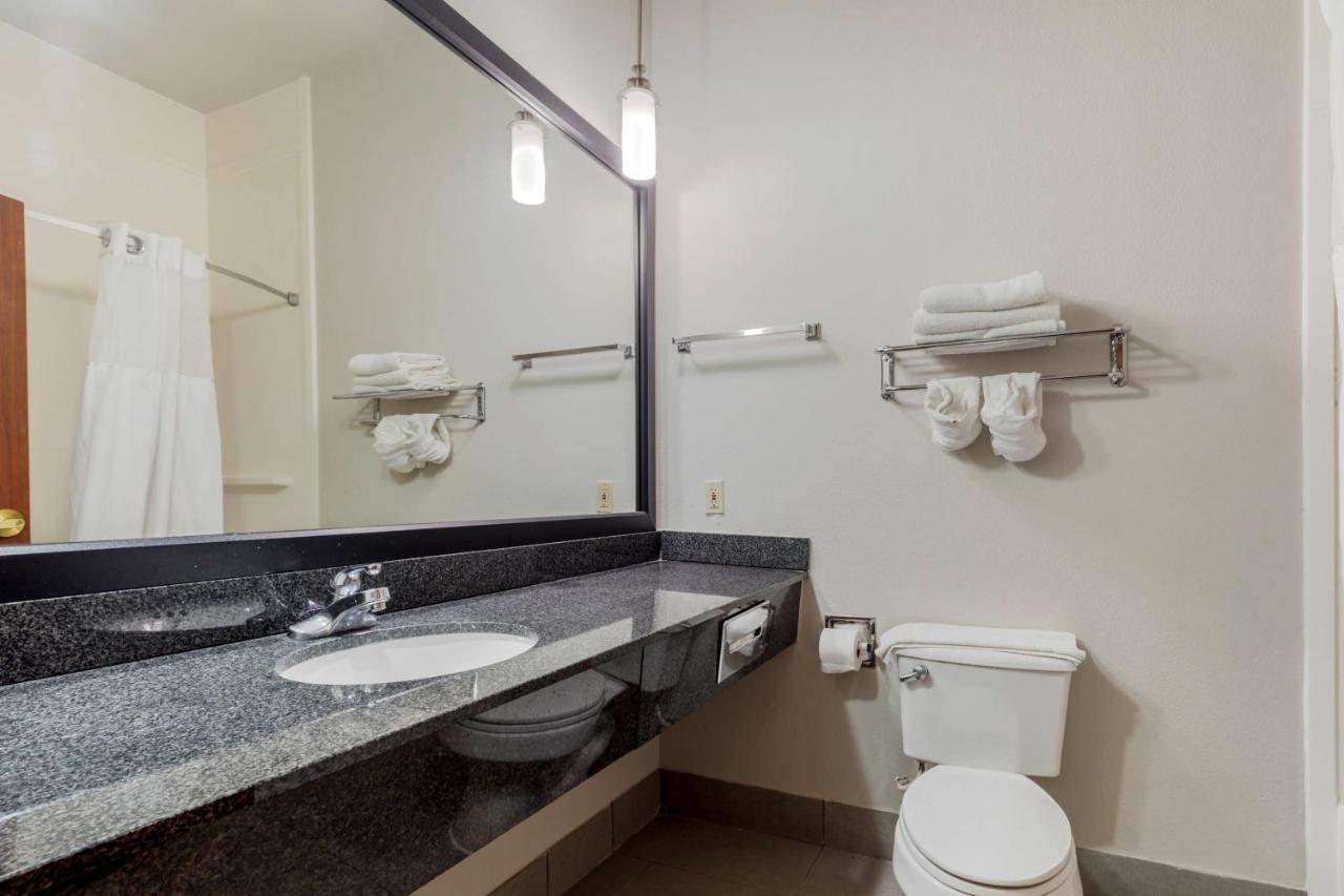 Western Inn&suites 3* McKinney