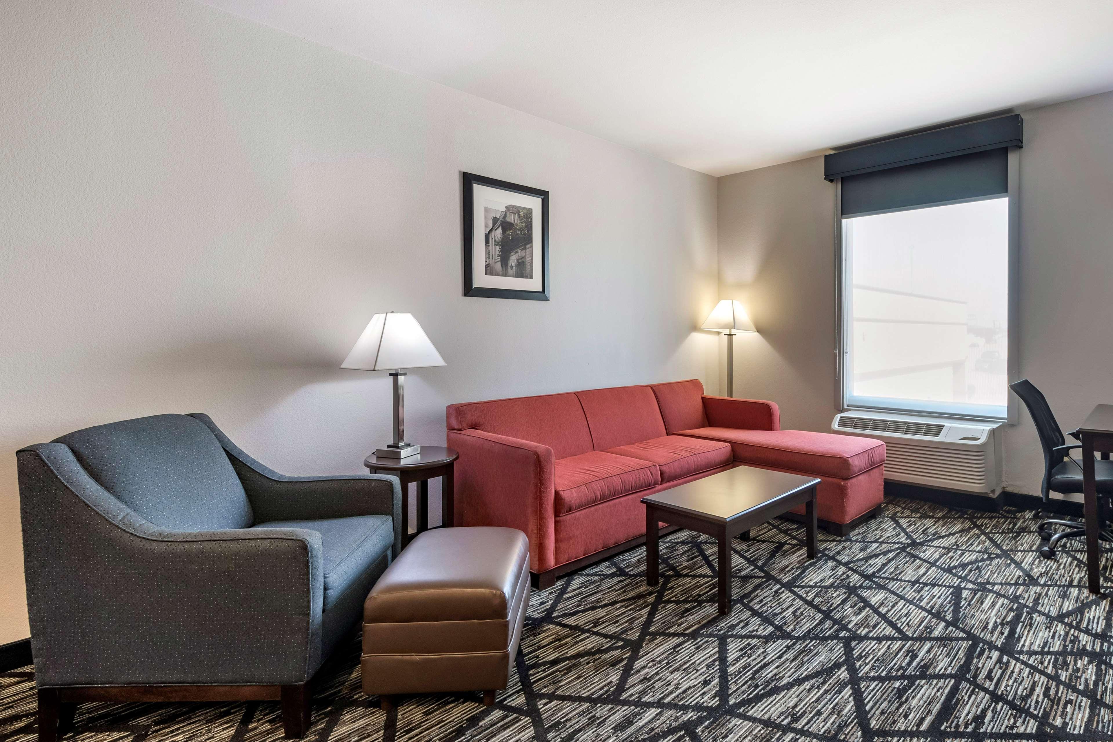 Hotel Western Inn&suites 3*
