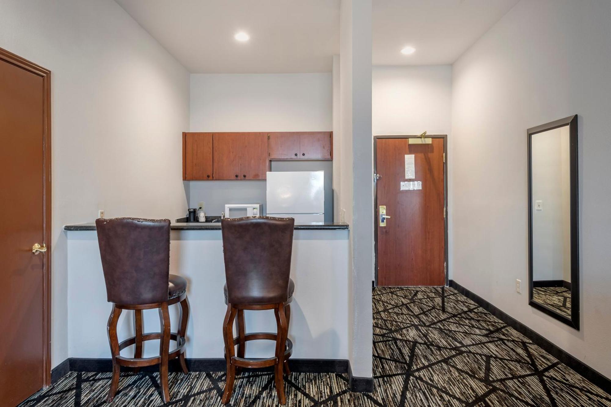 Hotel Western Inn&suites
